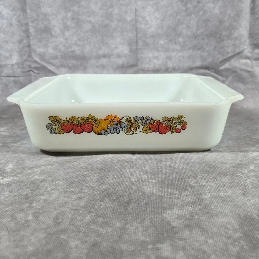 Anchor Hocking Fruit Nature's Bounty 8x8 Casserole 1.5 Quart‎